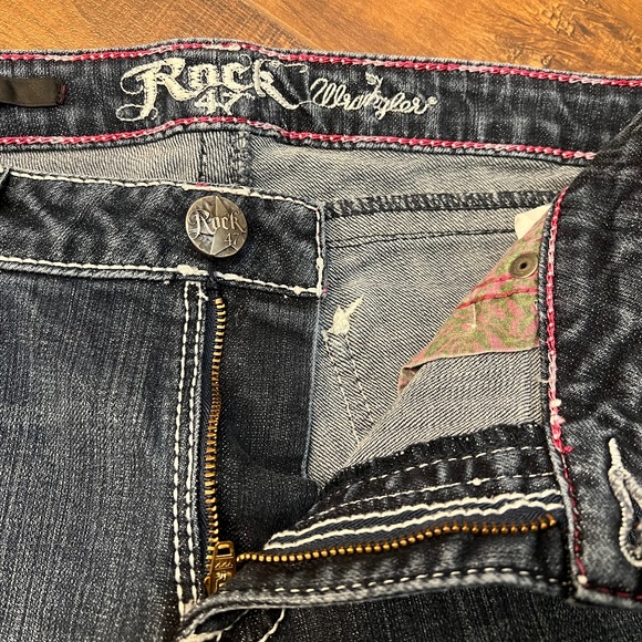 Wrangler Rock 47Jeans Women’s 29x34 Embroidered Stitched Low Rise Flare Boot Cut - Picture 11 of 16